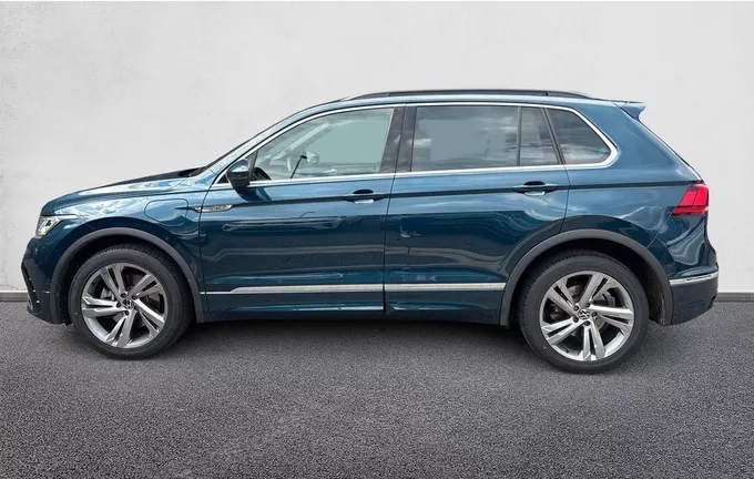 VOLKSWAGEN TIGUAN 1.4 eHybrid 245ch DSG6 R-Line extérieur trois quart arrière gauche 2129572
