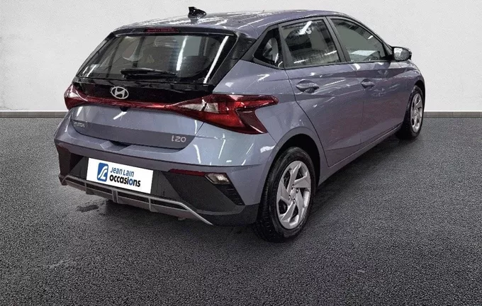 HYUNDAI I20 1.2 79 Initia extérieur trois quart arrière droit 13477