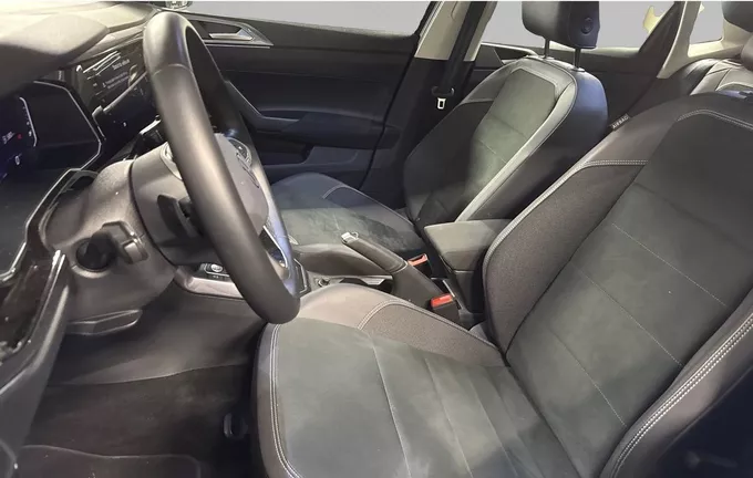 VOLKSWAGEN POLO 1.0 TSI 95 S&S DSG7 Style extérieur trois quart arrière droit 2118306
