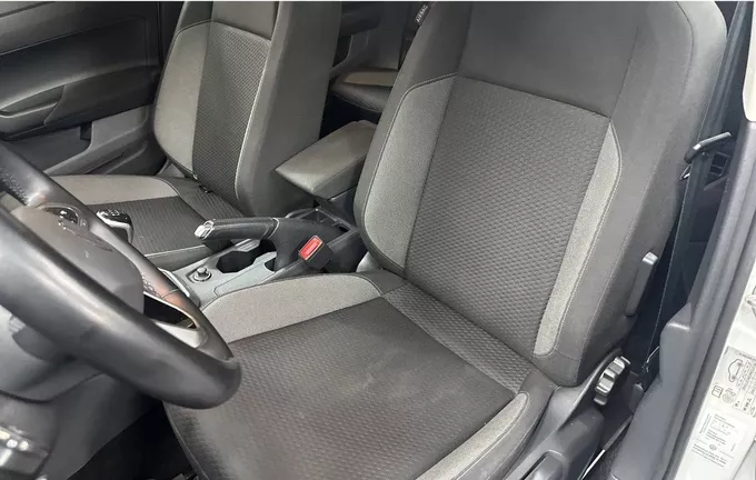 VOLKSWAGEN POLO 1.0 TSI 95 S&S BVM5 Life extérieur trois quart arrière droit 2127638