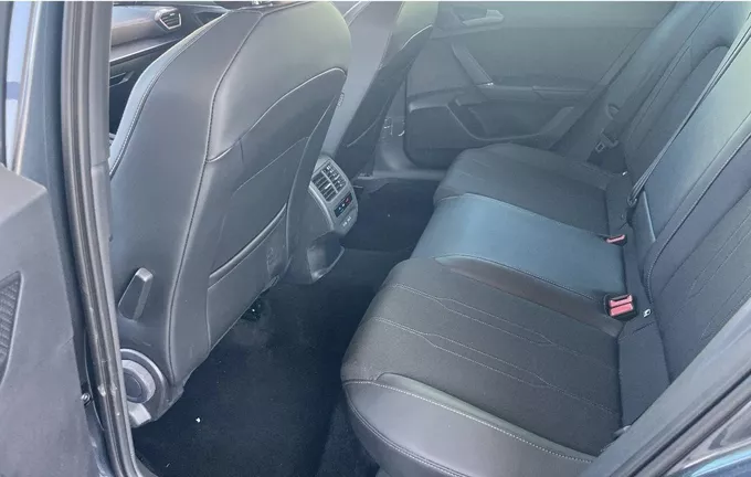 CUPRA FORMENTOR eHybrid 204 ch DSG6 V extérieur arrière 560733