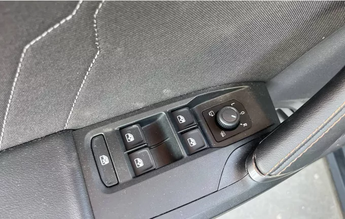 CUPRA FORMENTOR eHybrid 204 ch DSG6 V photo 17 560733