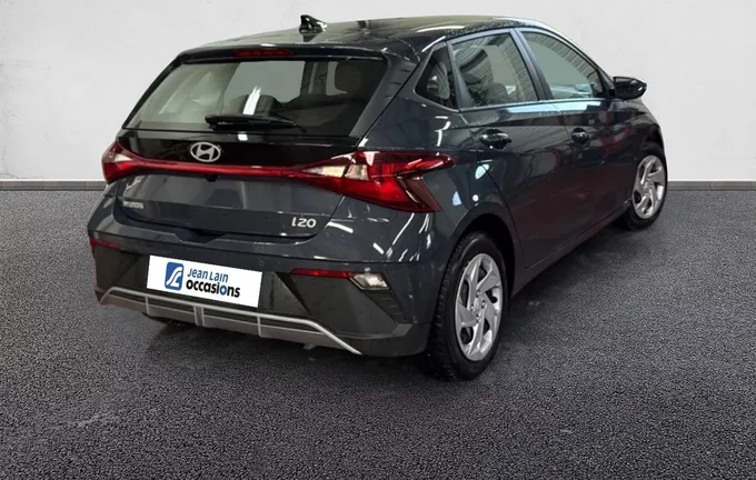 HYUNDAI I20 1.2 79 Initia extérieur trois quart arrière droit 13484