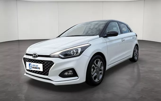 HYUNDAI I20 1.2 84 Intuitive extérieur trois quart avant gauche 14087