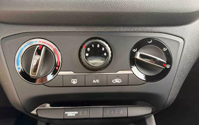 HYUNDAI I20 1.2 84 Intuitive photo 24 14087