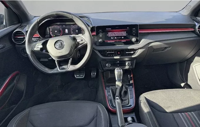 SKODA FABIA 1.0 TSI 110 ch DSG7 Monte-Carlo extérieur trois quart avant droit 2128131