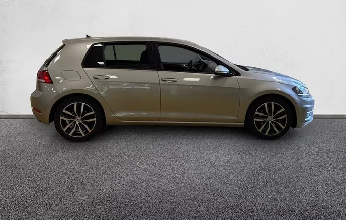 VOLKSWAGEN GOLF 1.5 TSI 150 EVO DSG7 Match extérieur côté droit 213107