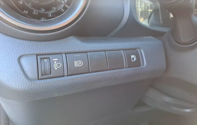 TOYOTA C-HR Hybride 140 Design photo 19 1102576