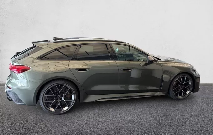 AUDI RS5 Avant PHEV V6 2.9 quattro Tiptronic extérieur côté droit 8030
