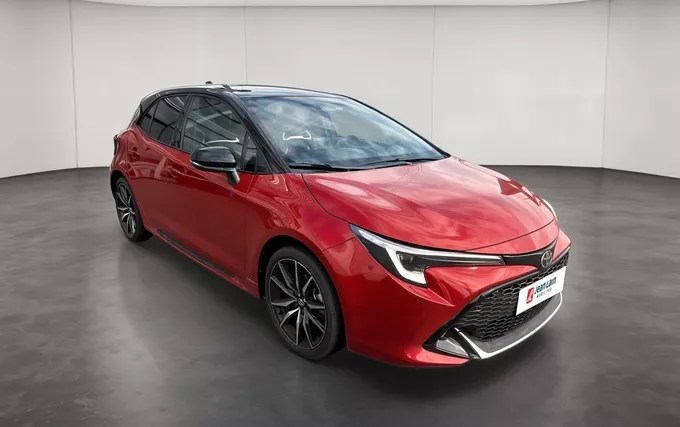 TOYOTA COROLLA HYBRIDE 140ch GR Sport extérieur trois quart avant droit 215406