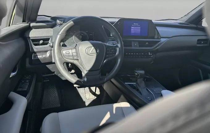 LEXUS UX 250h 2WD F SPORT Design photo 11 1103835