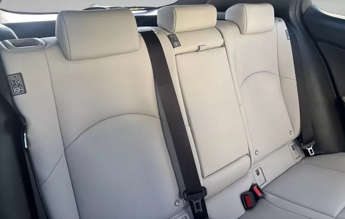 LEXUS UX 250h 2WD F SPORT Design photo 17 1103835