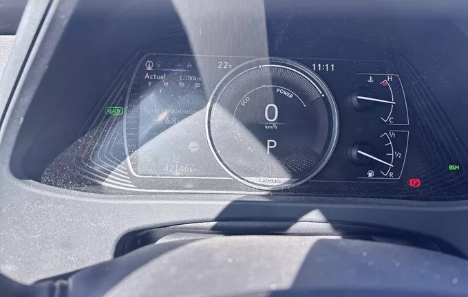 LEXUS UX 250h 2WD F SPORT Design photo 19 1103835