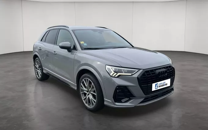 AUDI Q3 35 TDI 150 ch S tronic 7 S line extérieur trois quart avant droit 2132973