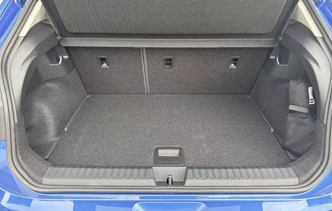 VOLKSWAGEN ID. POLO 211 ch 52 kWh Life Edition photo 10 9524