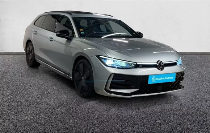 VOLKSWAGEN PASSAT 2.0 TDI EVO SCR 150 DSG7 R-Line photo 10 2124891