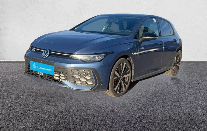 VOLKSWAGEN GOLF 1.5 eHybrid 272 DSG6 GTE extérieur trois quart avant gauche 2121829