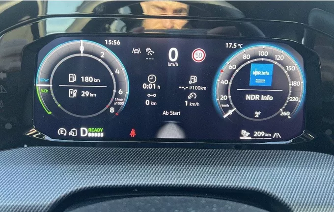 VOLKSWAGEN GOLF 1.5 eHybrid 272 DSG6 GTE photo 18 2121829