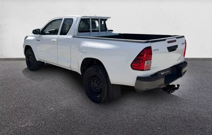 TOYOTA HILUX X-TRA CAB 4WD 2.8L 204 D-4D LECAP extérieur trois quart arrière gauche 1103703