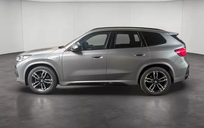 BMW X1 xDrive 30e 326ch DKG7 M Sport extérieur côté gauche 2132293