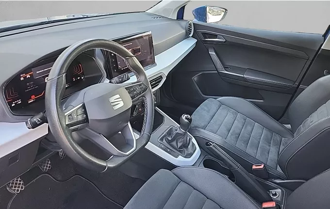 SEAT ARONA 1.0 TSI 95 ch Start/Stop BVM5 Urban photo 13 2128536