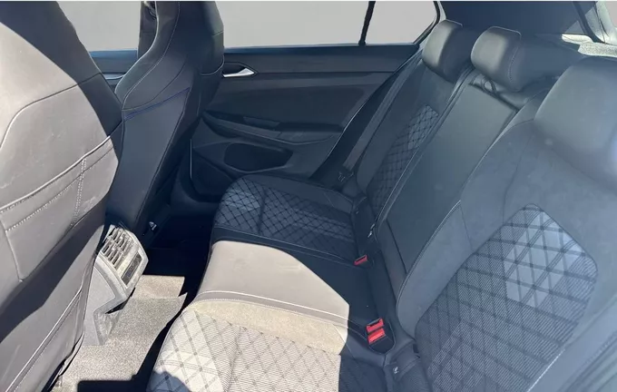 VOLKSWAGEN GOLF 1.5 eTSI EVO2 150 DSG7 R-Line extérieur arrière 2127229