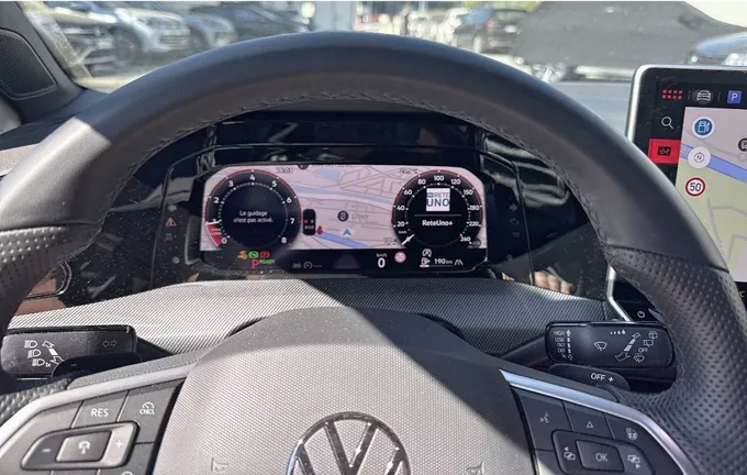 VOLKSWAGEN GOLF 1.5 eTSI EVO2 150 DSG7 R-Line photo 20 2127229