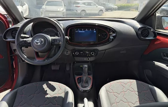 TOYOTA AYGO X 1.0 VVT-i 72 Collection photo 18 1103525