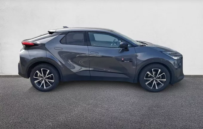 TOYOTA C-HR Hybride 140 Design extérieur côté droit 1103574