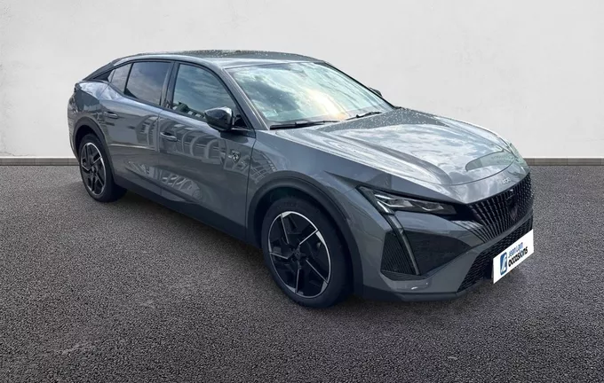 PEUGEOT 408 Hybrid 145 e-DCS6 GT Exclusive extérieur trois quart avant droit 2131004