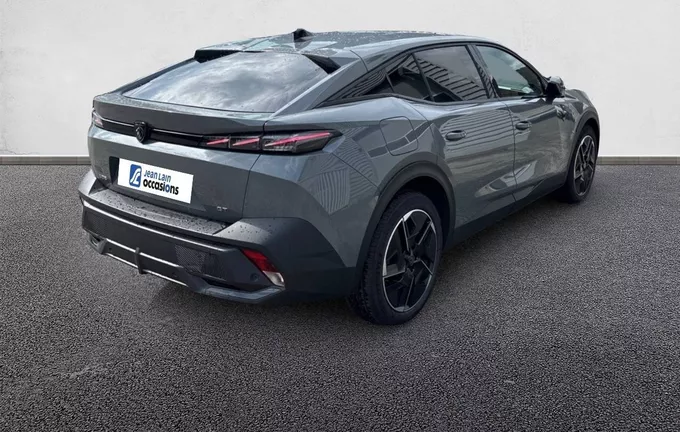 PEUGEOT 408 Hybrid 145 e-DCS6 GT Exclusive extérieur trois quart arrière droit 2131004