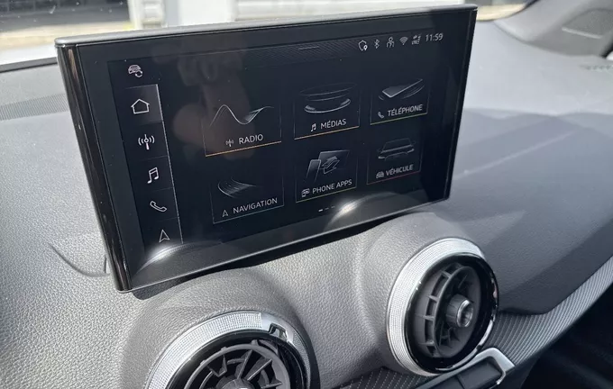 AUDI Q2 35 TFSI 150 S tronic 7 S line Plus photo 16 2130114
