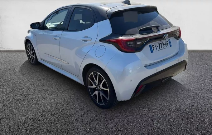 TOYOTA YARIS Hybride 116h Collection extérieur trois quart arrière gauche 1103276