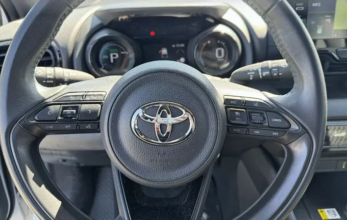 TOYOTA YARIS Hybride 116h Collection photo 12 1103276