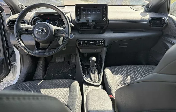 TOYOTA YARIS Hybride 116h Collection photo 18 1103276