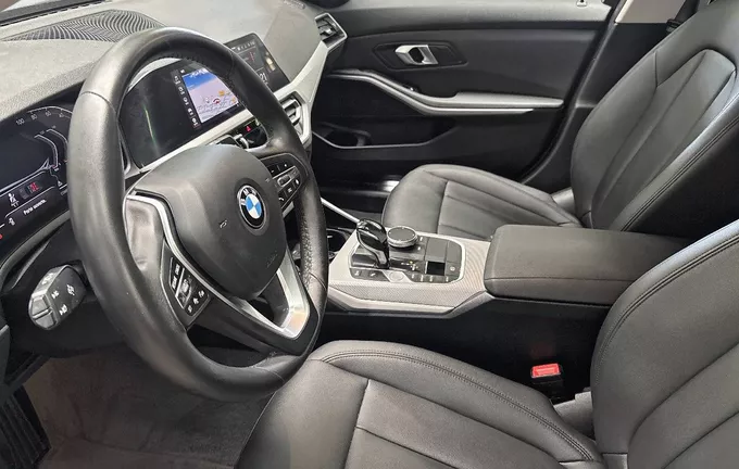 BMW SERIE 3 Touring 318d 150 ch BVA8 Lounge photo 11 213007