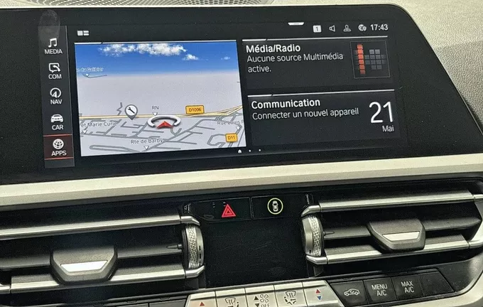 BMW SERIE 3 Touring 318d 150 ch BVA8 Lounge photo 15 213007
