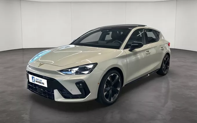 CUPRA LEON 1.5 eTSI Hybrid 150 ch DSG7 V extérieur trois quart avant gauche 2132227