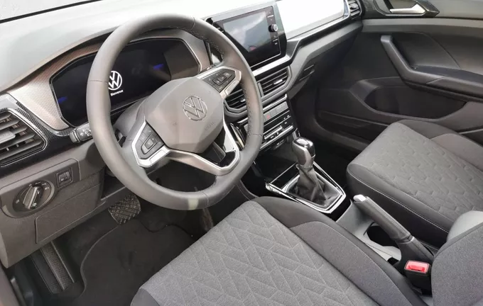 VOLKSWAGEN T-CROSS 1.0 TSI 116 Start/Stop DSG7 Life Plus photo 11 2400