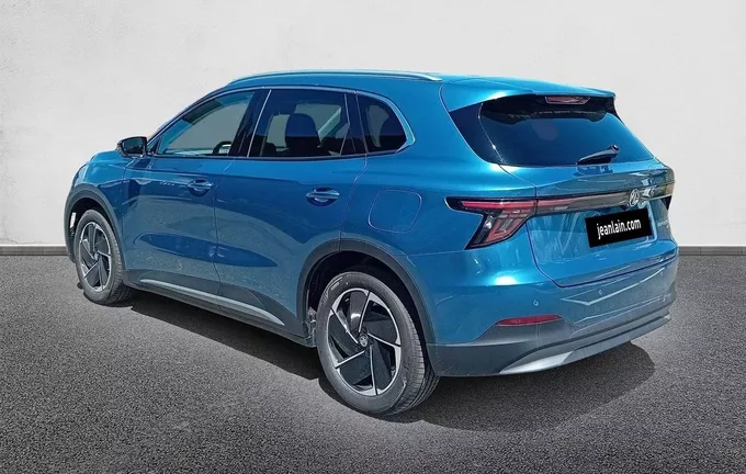 MG MGS5 EV 64kWh - 170 kW 2WD Luxury extérieur trois quart arrière gauche 9184