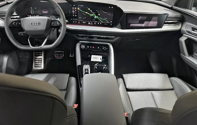 AUDI Q5 Sportback e-hybrid 299 ch S tronic 7 Quattro S line photo 18 7249