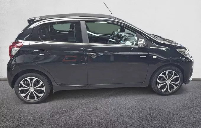 PEUGEOT 108 1.2 PureTech 82ch BVM5 Style TOP! extérieur côté droit 213211