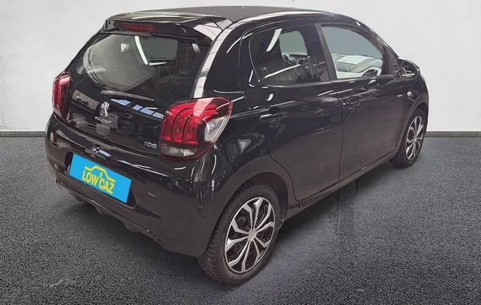 PEUGEOT 108 1.2 PureTech 82ch BVM5 Style TOP! extérieur trois quart arrière droit 213211