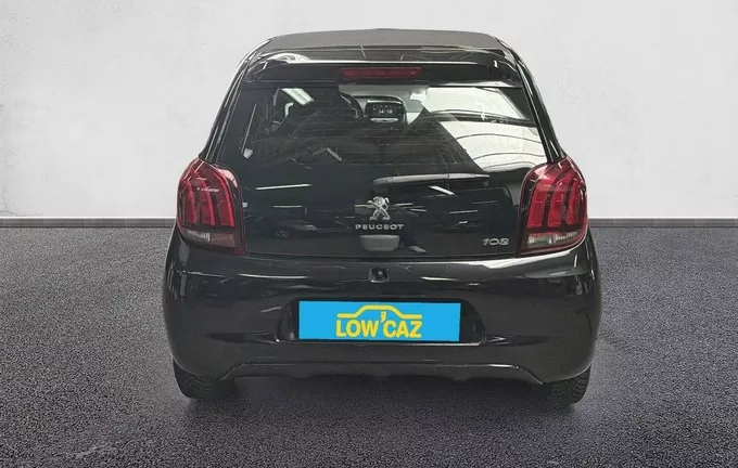 PEUGEOT 108 1.2 PureTech 82ch BVM5 Style TOP! extérieur arrière 213211