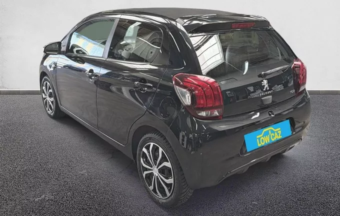 PEUGEOT 108 1.2 PureTech 82ch BVM5 Style TOP! extérieur trois quart arrière gauche 213211