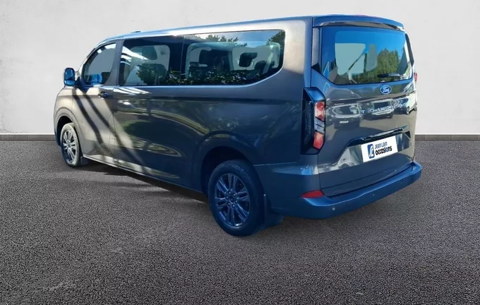 FORD TOURNEO Custom 320 L2H1 2.0 EcoBlue 150 ch Titanium extérieur trois quart arrière gauche 123