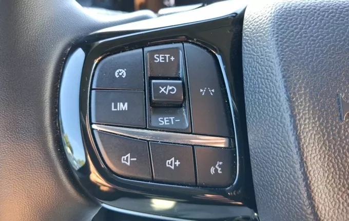 FORD TOURNEO Custom 320 L2H1 2.0 EcoBlue 150 ch Titanium photo 12 123