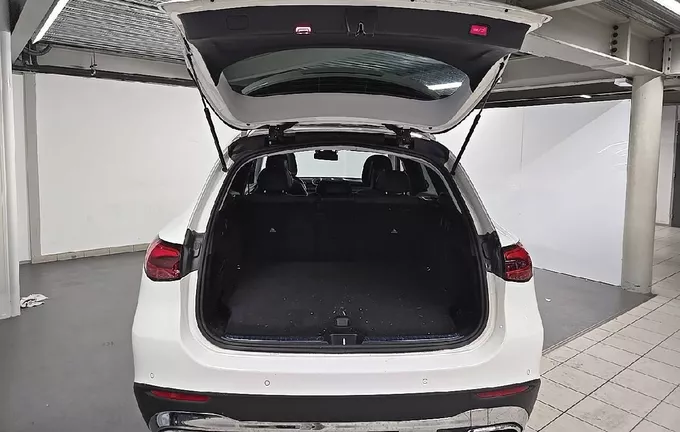 MERCEDES GLC 300 e 9G-Tronic 4Matic Business Line photo 10 2130071