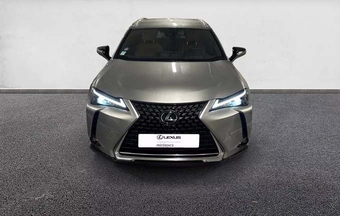 LEXUS UX 250h 4WD Luxe extérieur avant 1104011