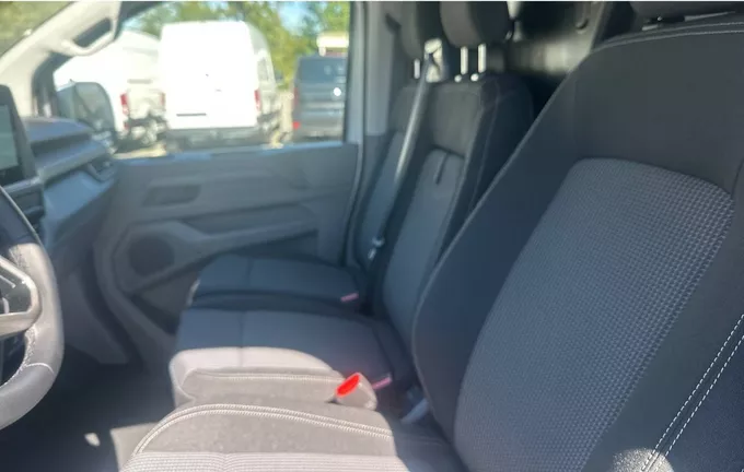 VOLKSWAGEN UTILITAIRES TRANSPORTER VAN L1H1 2.0 TDI 150 BVA8 BUSINESS extérieur arrière 7064